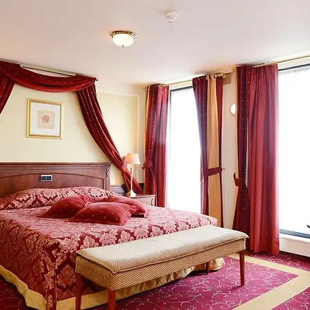 Amrath Grand De L'empereur 4*