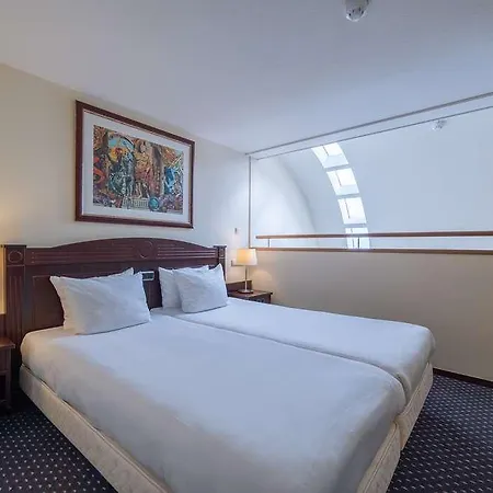 Amrath Grand De L'empereur 4* מאסטריכט