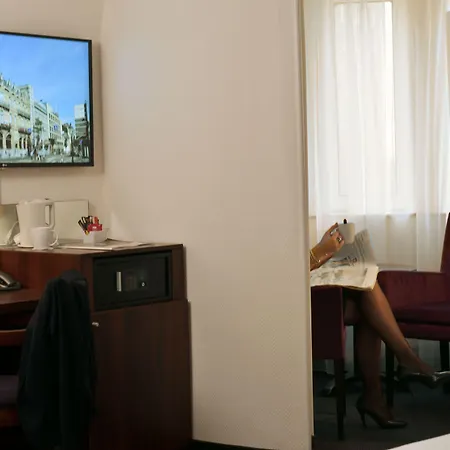 Szálloda Amrath Grand De L'empereur 4*