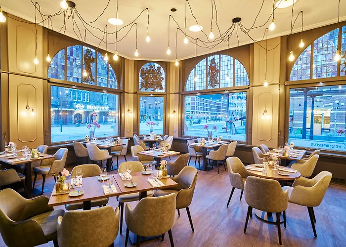 Hotel Amrâth Grand De L’empereur 4*