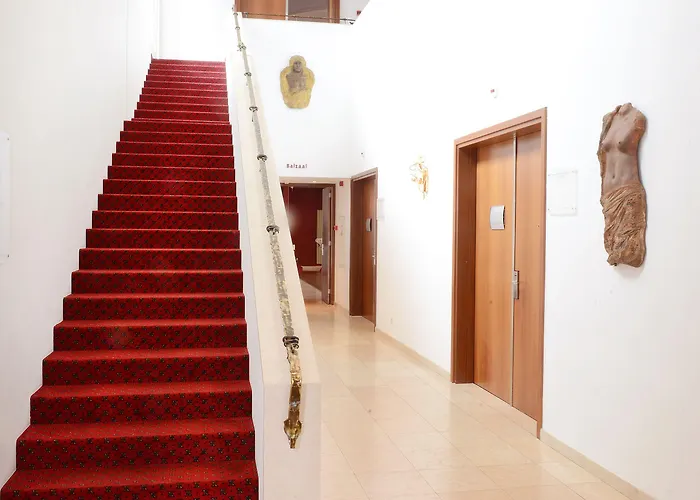 Hotel Amrath Grand De L'empereur 4*