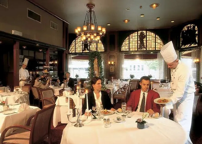 Hotel Amrâth Grand De L’empereur 4*