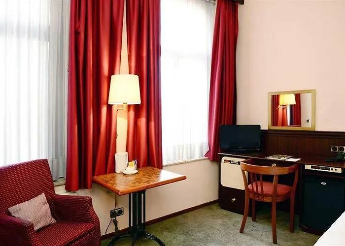 Amrath Grand De L'empereur Hotel 4*