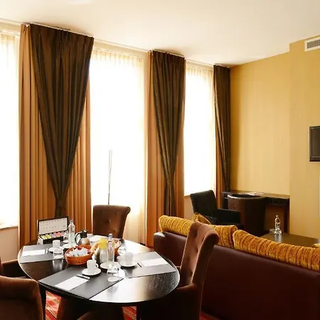 Amrath Grand De L'empereur Otel